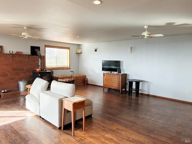 23019 Covelo Refuse Rd, Covelo, CA 95428