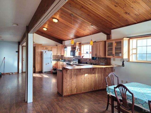 23019 Covelo Refuse Rd, Covelo, CA 95428