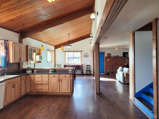 23019 Covelo Refuse Rd, Covelo, CA 95428