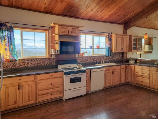 23019 Covelo Refuse Rd, Covelo, CA 95428