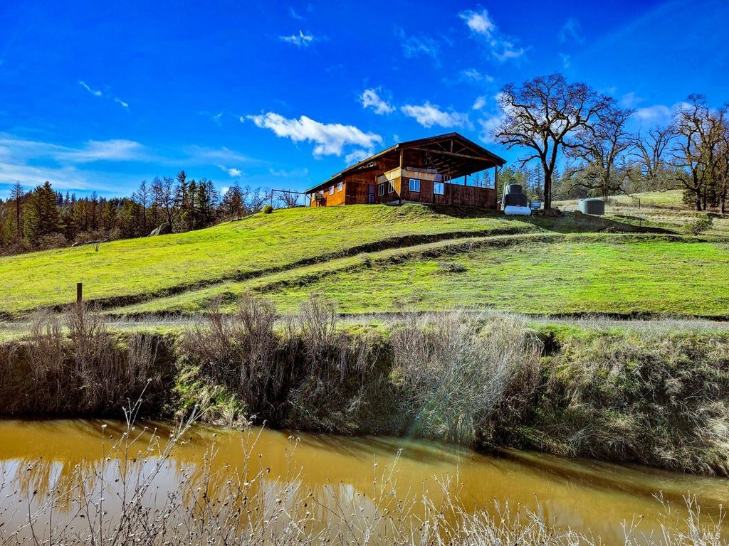 23019 Covelo Refuse Rd, Covelo, CA 95428