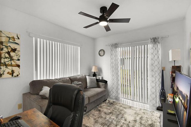 1661 SE Kestwick Court, Port St. Lucie, FL 34952