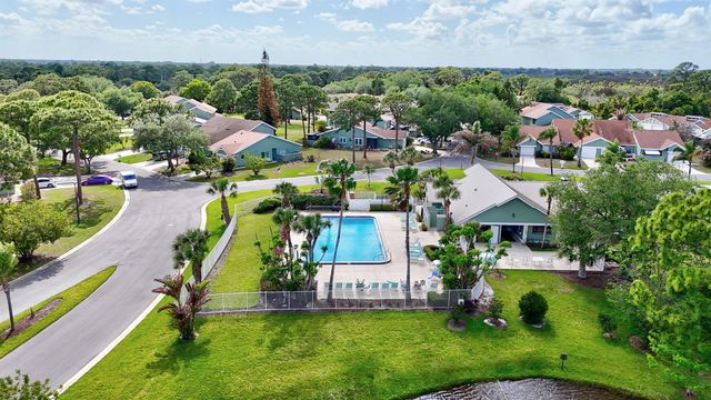 1661 SE Kestwick Court, Port St. Lucie, FL 34952