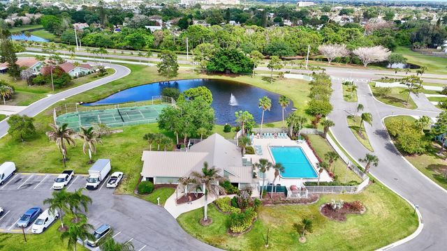 1661 SE Kestwick Court, Port St. Lucie, FL 34952