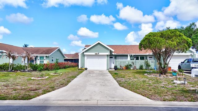 1661 SE Kestwick Court, Port St. Lucie, FL 34952
