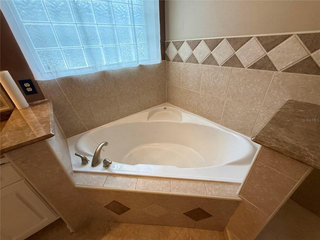 609 STATENVILLE COURT, Ocoee, FL 34761