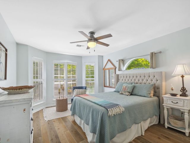 550 Seabreeze Circle, Seacrest, FL 32461