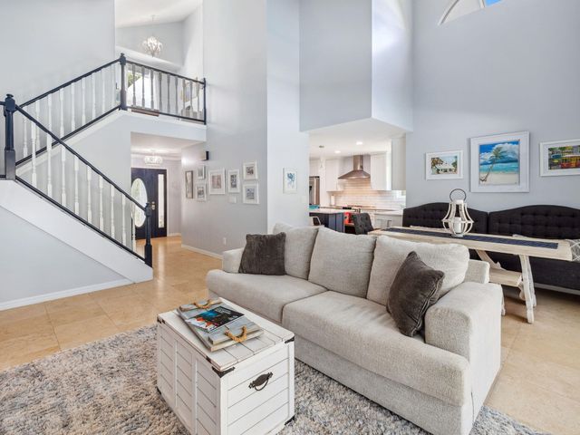 550 Seabreeze Circle, Seacrest, FL 32461