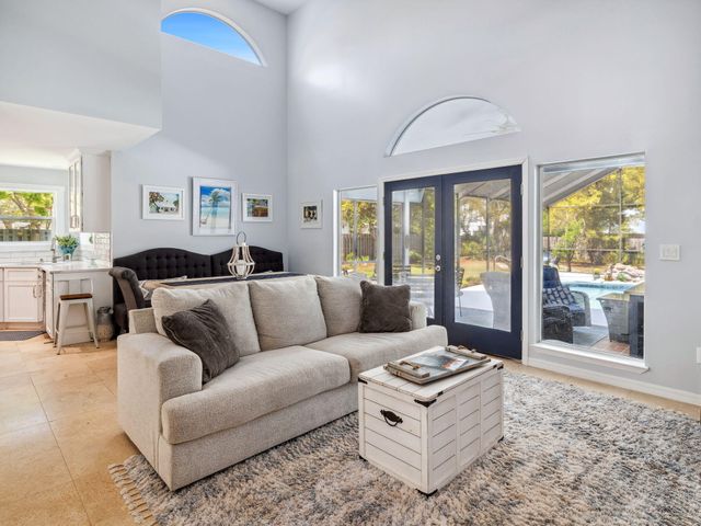 550 Seabreeze Circle, Seacrest, FL 32461