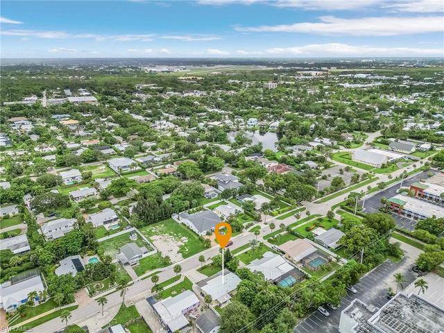 1281 10th ST N, Naples, FL 34102