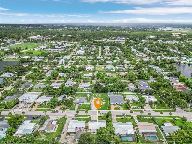 1281 10th ST N, Naples, FL 34102