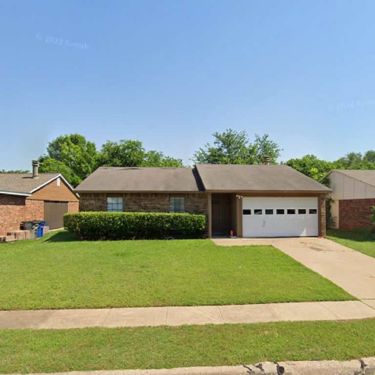 738 Meadow Mead Drive, Allen, TX 75002