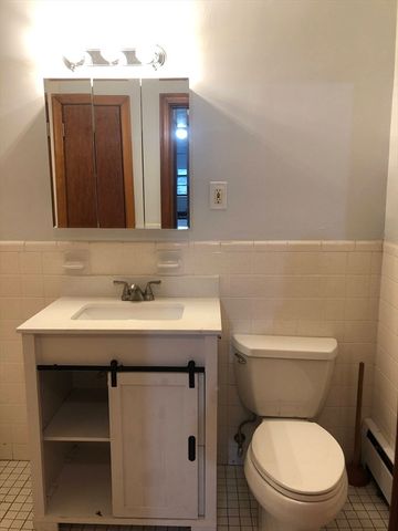 89 Trapelo 30, Waltham, MA 02452