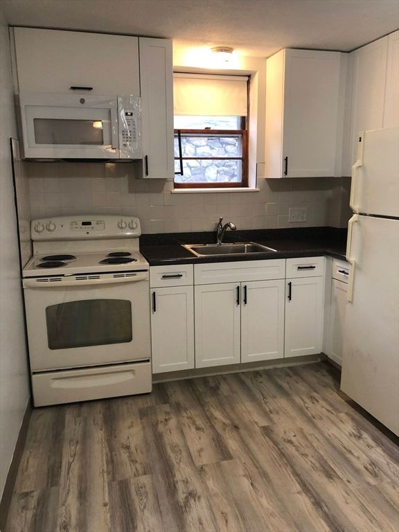89 Trapelo 30, Waltham, MA 02452
