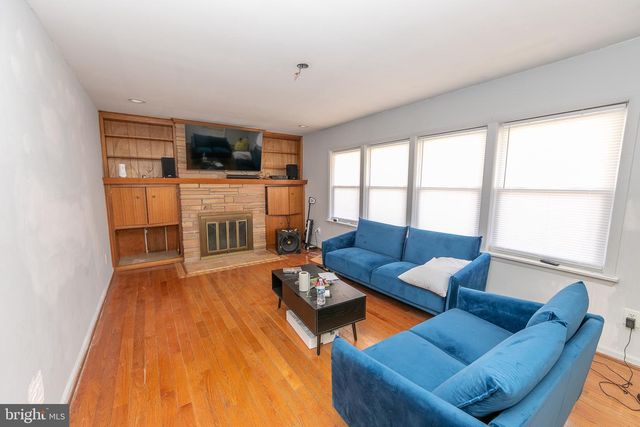 23 SCHOOL LN, Carneys Point, NJ 08069