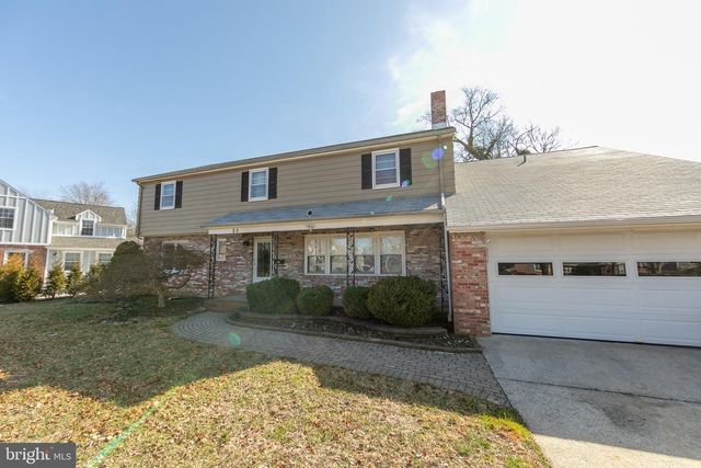 23 SCHOOL LN, Carneys Point, NJ 08069