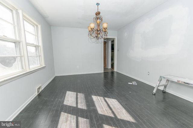 23 SCHOOL LN, Carneys Point, NJ 08069