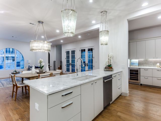 76 Cortes Drive, Westlake, TX 76262