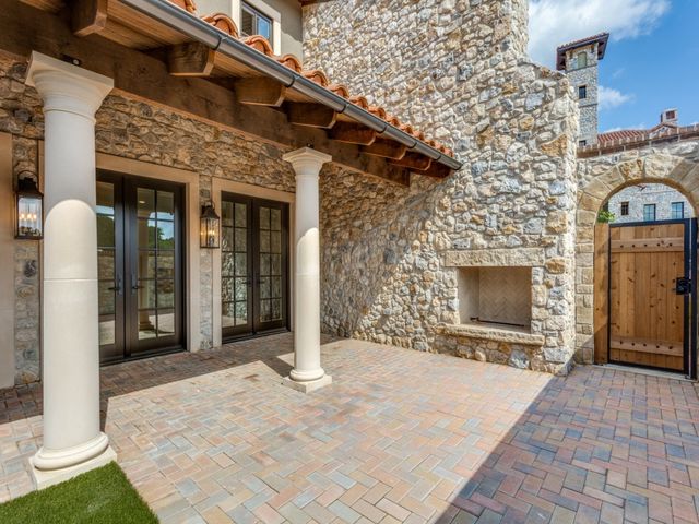 76 Cortes Drive, Westlake, TX 76262