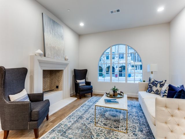 76 Cortes Drive, Westlake, TX 76262