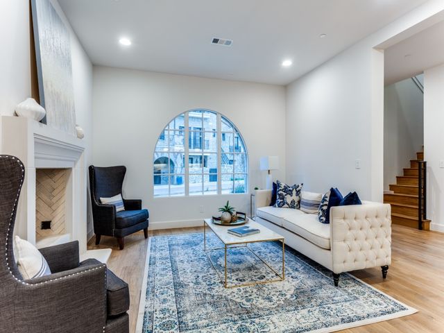 76 Cortes Drive, Westlake, TX 76262