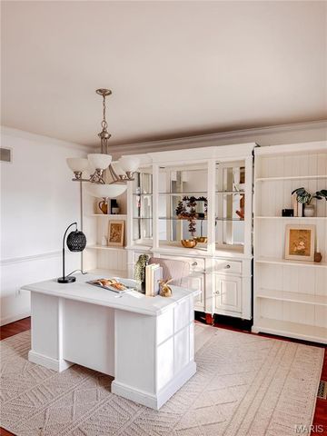 570 Sandra Way, Winfield, MO 63389