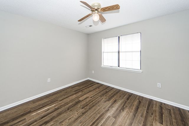 7620 Valleyview Circle, North Charleston, SC 29418