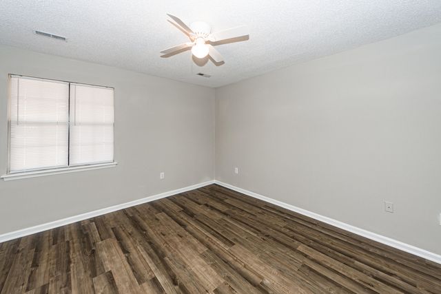 7620 Valleyview Circle, North Charleston, SC 29418