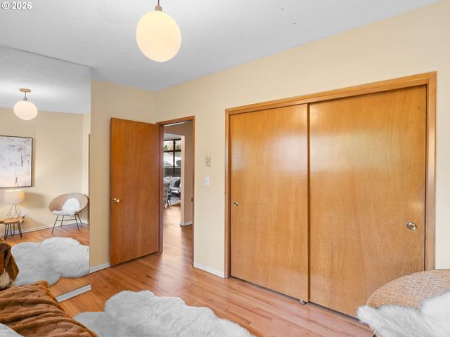 5225 Sw OLESON Rd 15, Portland, OR 97225