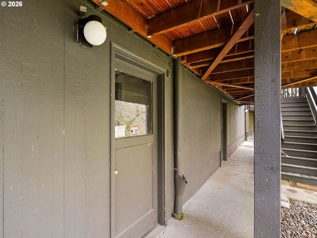 5225 Sw OLESON Rd 15, Portland, OR 97225