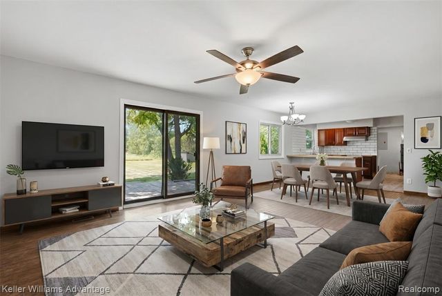 48053 Harris Road, Belleville, MI 48111