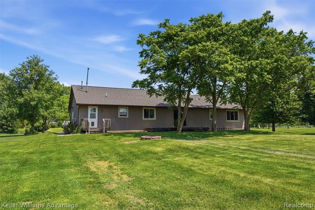 48053 Harris Road, Belleville, MI 48111