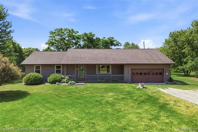 48053 Harris Road, Belleville, MI 48111