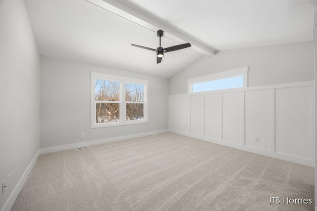 1040 N Washington Street SE, Lowell, MI 49331