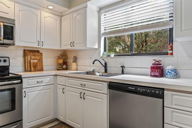 1328 N MARCY DRIVE, Longwood, FL 32750