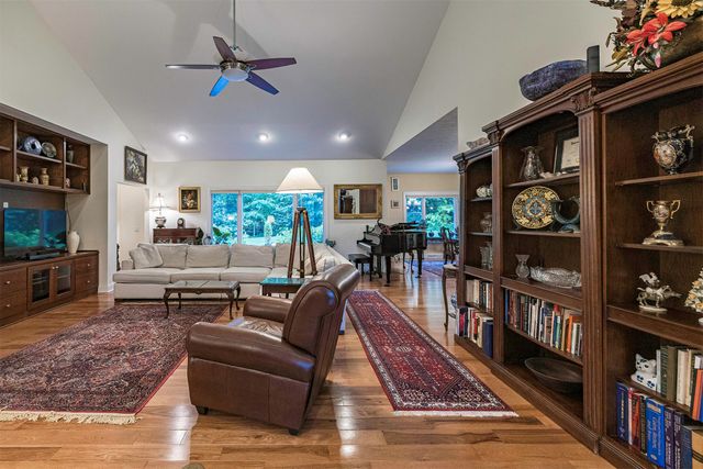 3588 SWAN LAKE Lane, Fairview, PA 16506