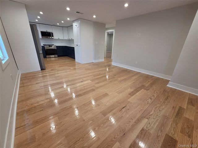 31 W Elizabeth Street 2, Tarrytown, NY 10591