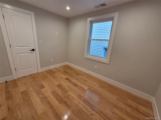 31 W Elizabeth Street 2, Tarrytown, NY 10591