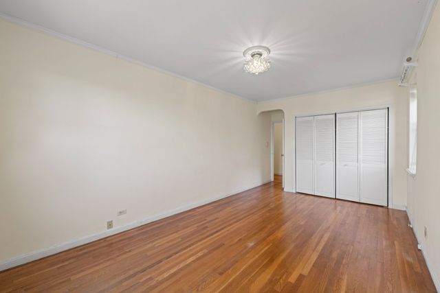 6787 Booth St Apt 5H, New York City, NY 11375