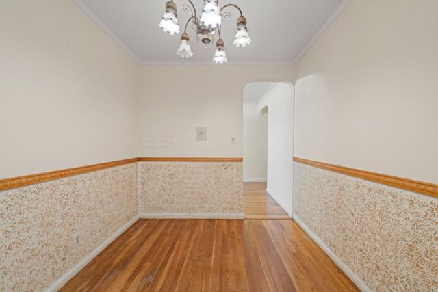 6787 Booth St Apt 5H, New York City, NY 11375