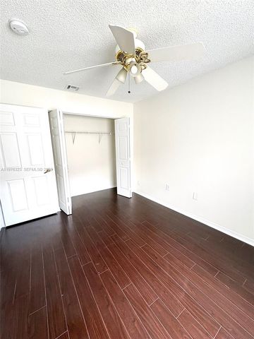 14215 NW 21st St, Pembroke Pines, FL 33028