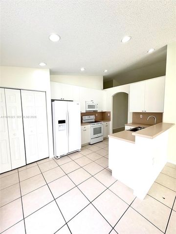 14215 NW 21st St, Pembroke Pines, FL 33028