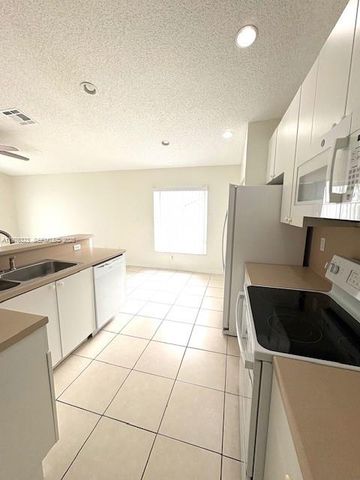 14215 NW 21st St, Pembroke Pines, FL 33028