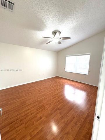 14215 NW 21st St, Pembroke Pines, FL 33028