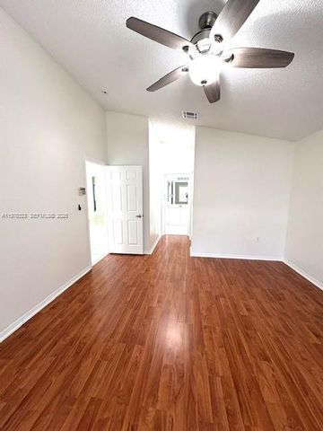 14215 NW 21st St, Pembroke Pines, FL 33028