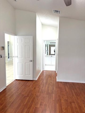 14215 NW 21st St, Pembroke Pines, FL 33028