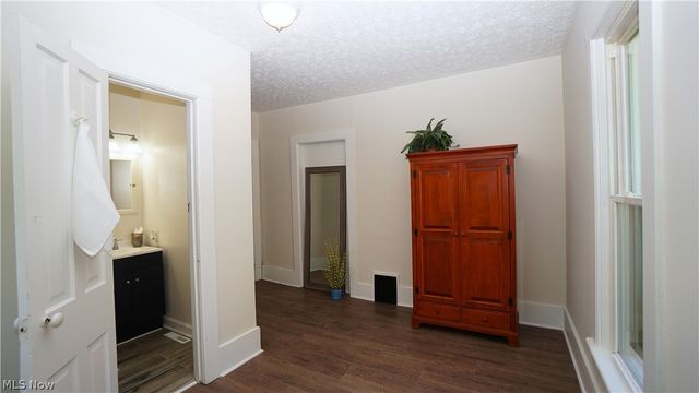 81 W Marion Street, Doylestown, OH 44230