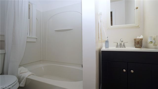 81 W Marion Street, Doylestown, OH 44230