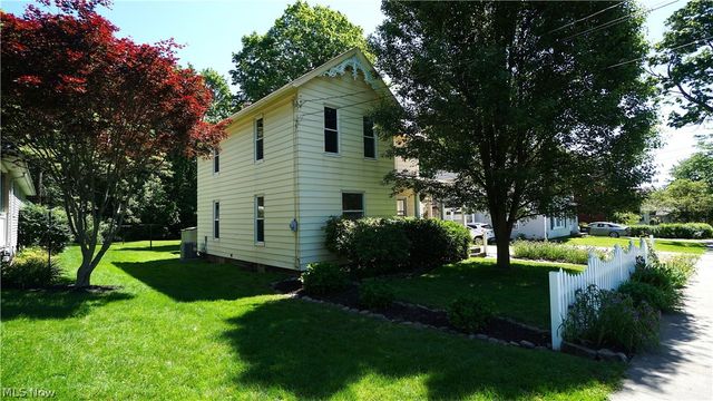 81 W Marion Street, Doylestown, OH 44230
