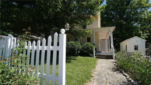 81 W Marion Street, Doylestown, OH 44230